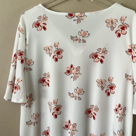 Liz Claiborne Blouse White Floral Print V Neck Opening Size XXL Short Sleeve - Picture 6 of 14